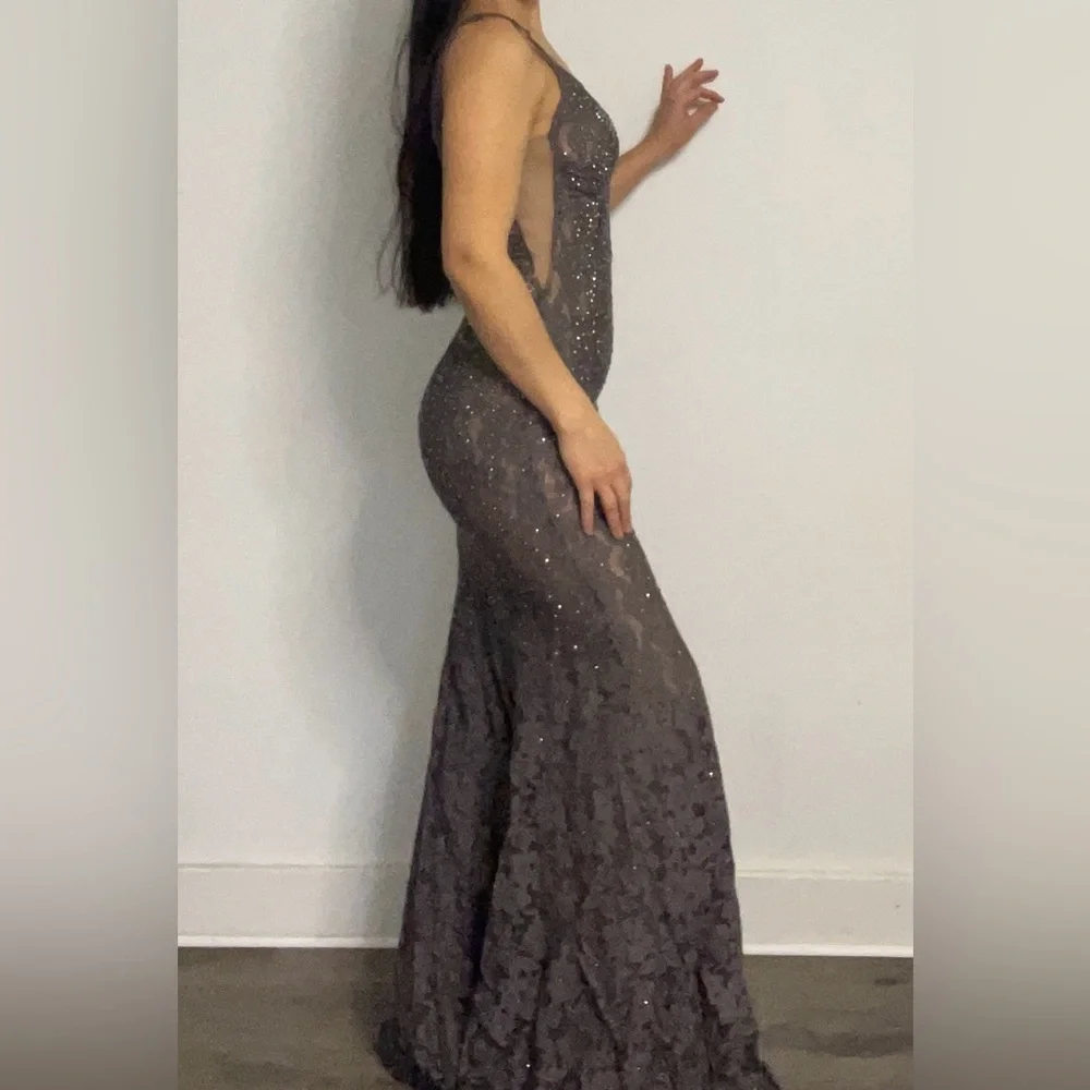 BEADED LACE FITTED SLEEVELESS GOWN BY JOVANI 48994 - Picture 10 of 16